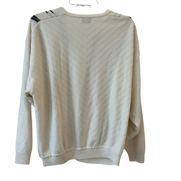 Vintage Cream V-Neck Sweater with Gray and Black Dotted Stripes Large - Picture 2 of 9
